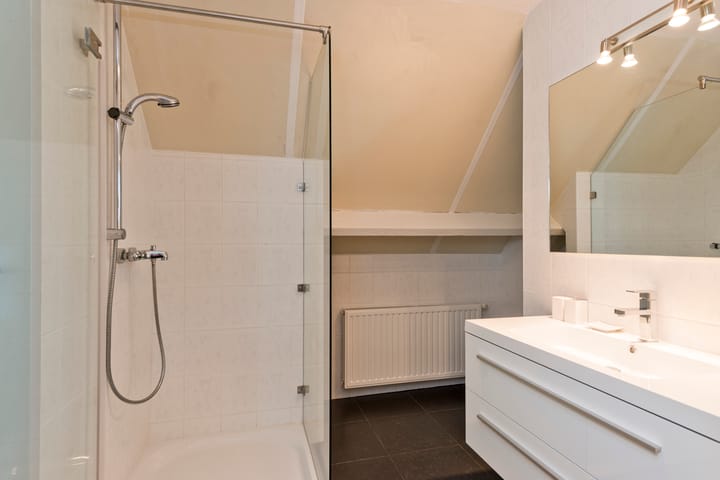 Photo 52 of Rijkerswoerdsestraat 5-A