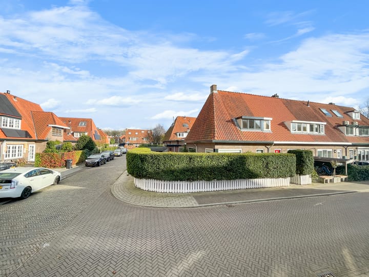 Foto 33 van Van Hoornstraat 1