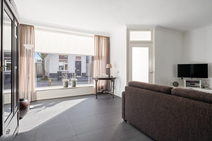 Photo 16 of Kerkstraat 52