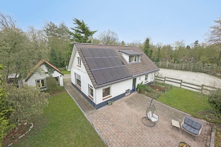 Photo 34 of Groteweg 30