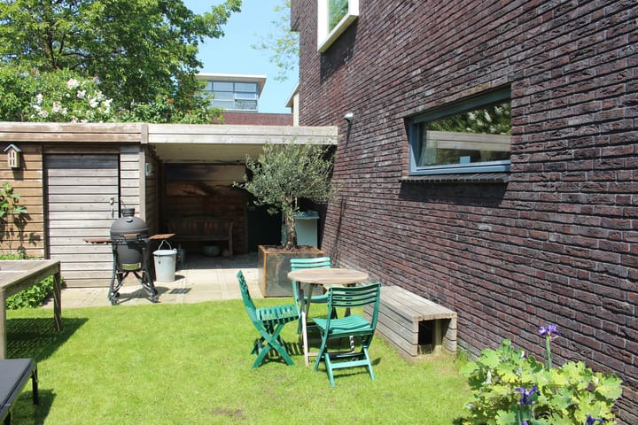 Foto 29 van Weesmeesterstraat 17