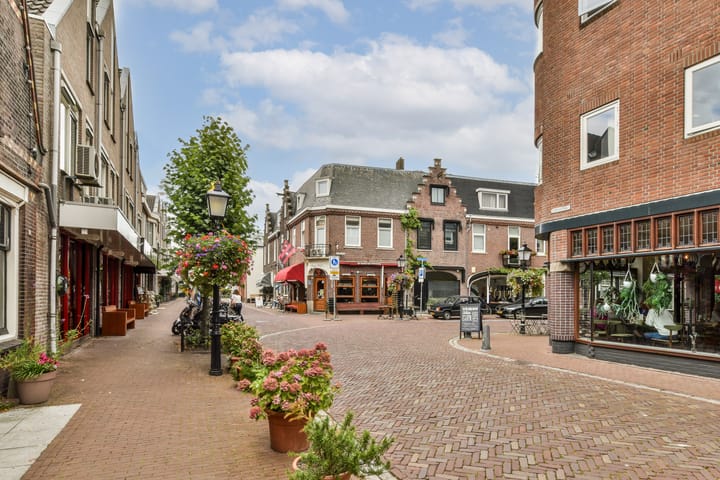 Photo 32 of Thorbeckelaan 123