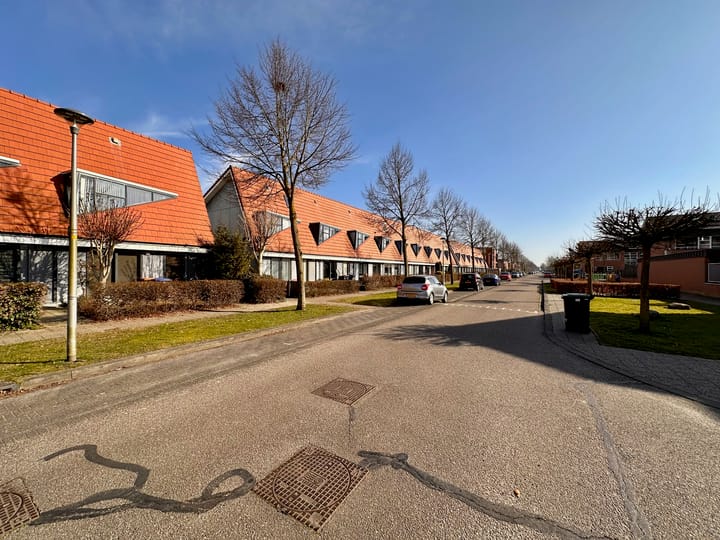 Foto 37 van Tuinfluiterlaan 164