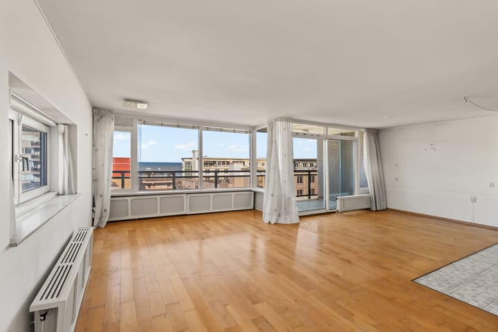 Foto 4 van Parallel Boulevard 284