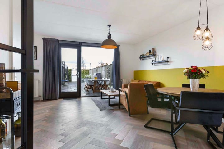 Foto 2 van Aurelia 116