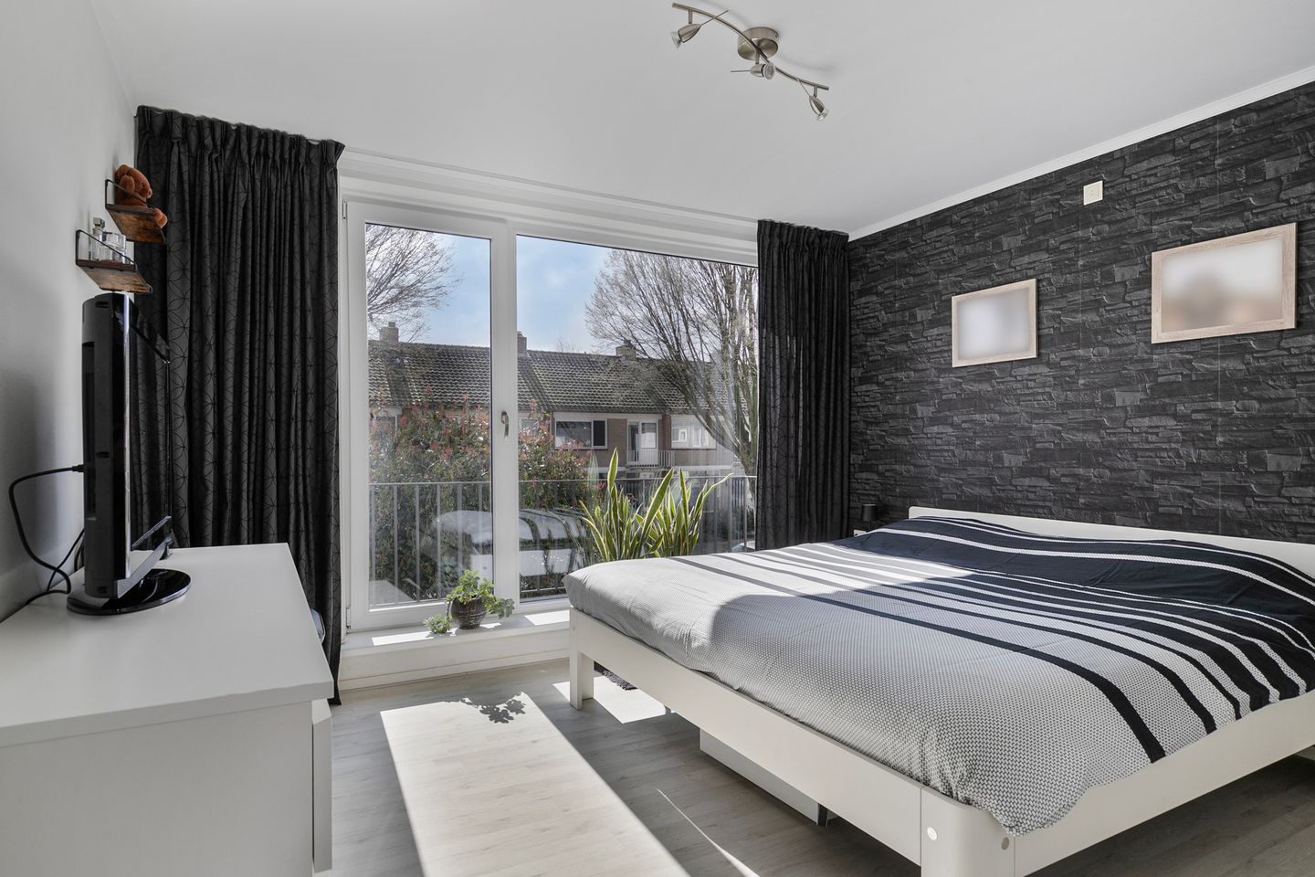 Foto 25 van Ithacastraat 37