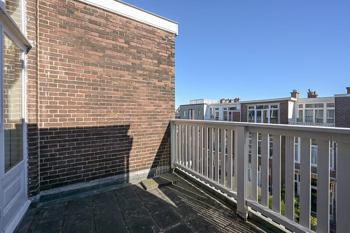 Foto 46 van Van Boetzelaerlaan 121