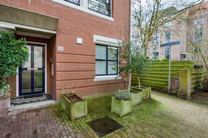 Foto 4 van Bassecour 38