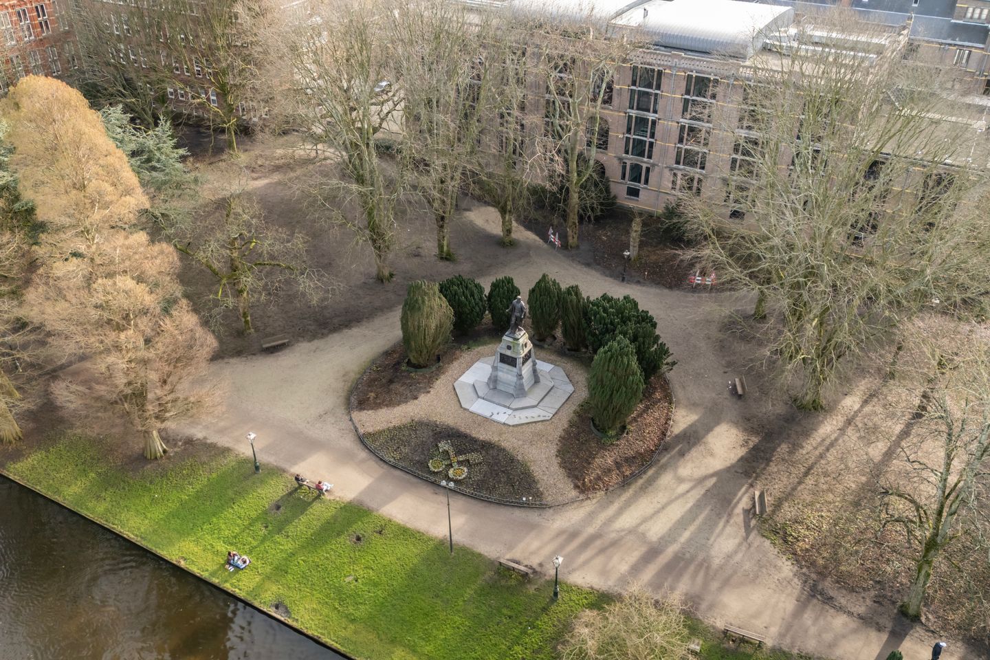 Foto 10 van Langebrug 30