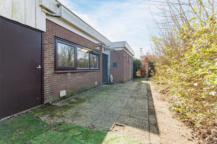 Photo 2 of Raasdorperweg 14