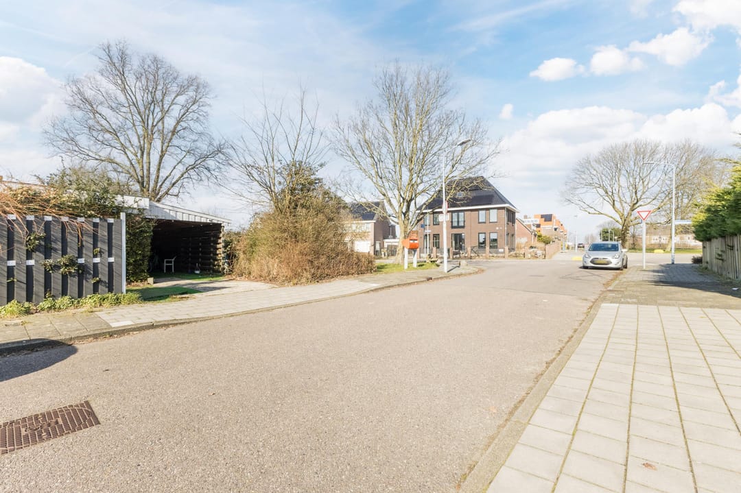 Photo 53 of Raasdorperweg 14