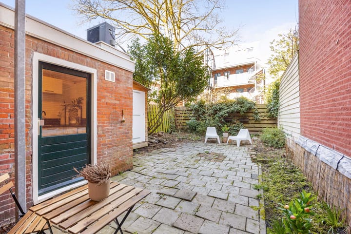 Photo 3 of Helper Westsingel 21