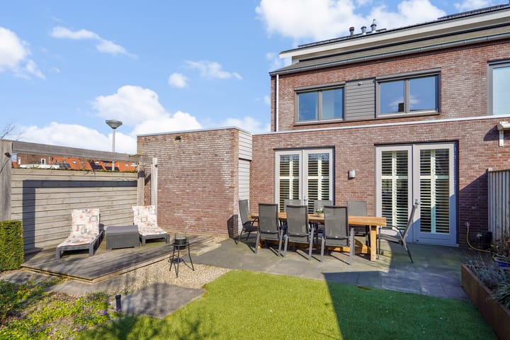 Foto 14 van Calandostraat 5