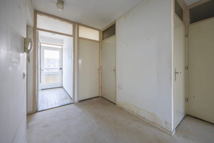 Foto 8 van Aert van Neslaan 513