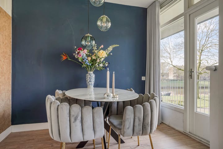 Photo 10 of Johan van de Veldestraat 91