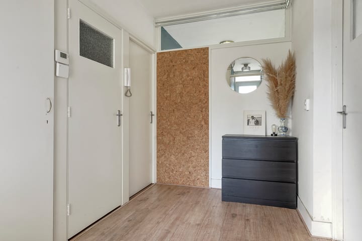 Photo 15 of Johan van de Veldestraat 91