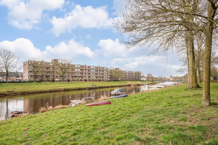 Photo 30 of Johan van de Veldestraat 91