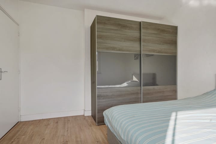 Photo 19 of Johan van de Veldestraat 91