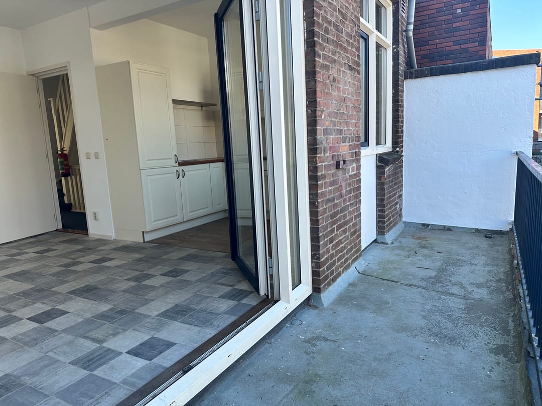 Photo 8 of Kloosterkade 161