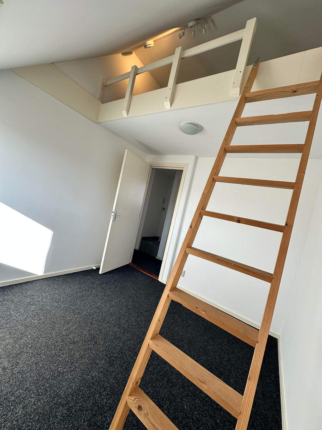 Photo 22 of Kloosterkade 161