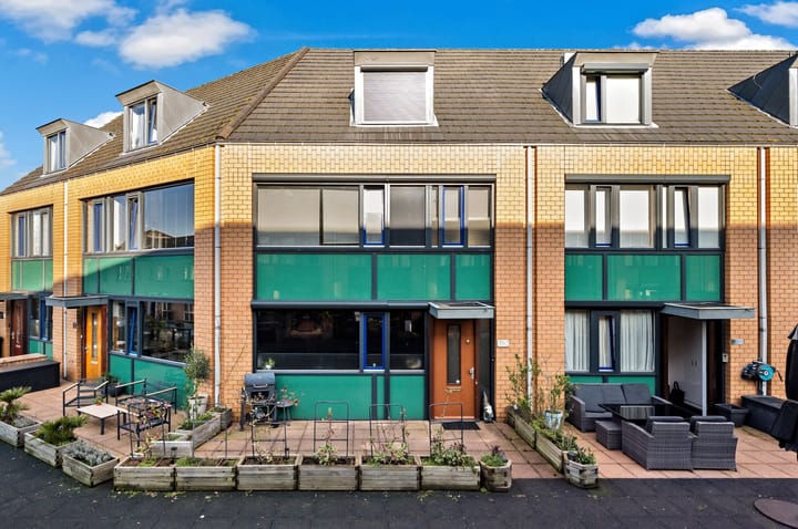 Foto 1 van Burgemeester Honnerlage Gretepad 15