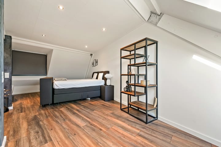 Foto 18 van Burgemeester Honnerlage Gretepad 15