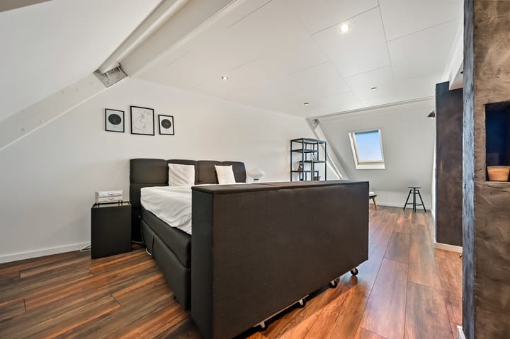 Foto 23 van Burgemeester Honnerlage Gretepad 15