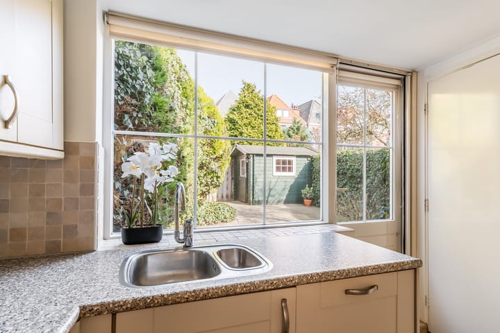 Photo 13 of Willem Beukelszoonplein 24