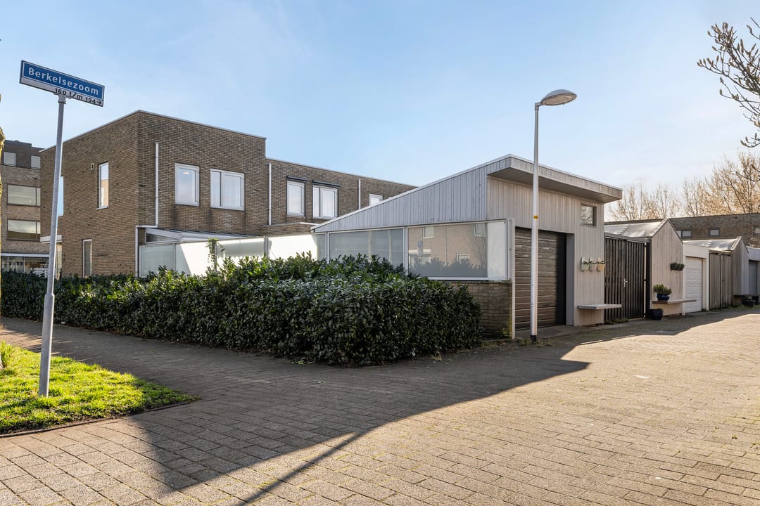 Photo 32 of Rivierenstraat 59