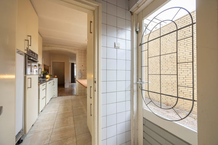 Foto 19 van Melis Stokestraat 28