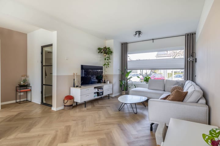 Foto 2 van Wiekslag 8