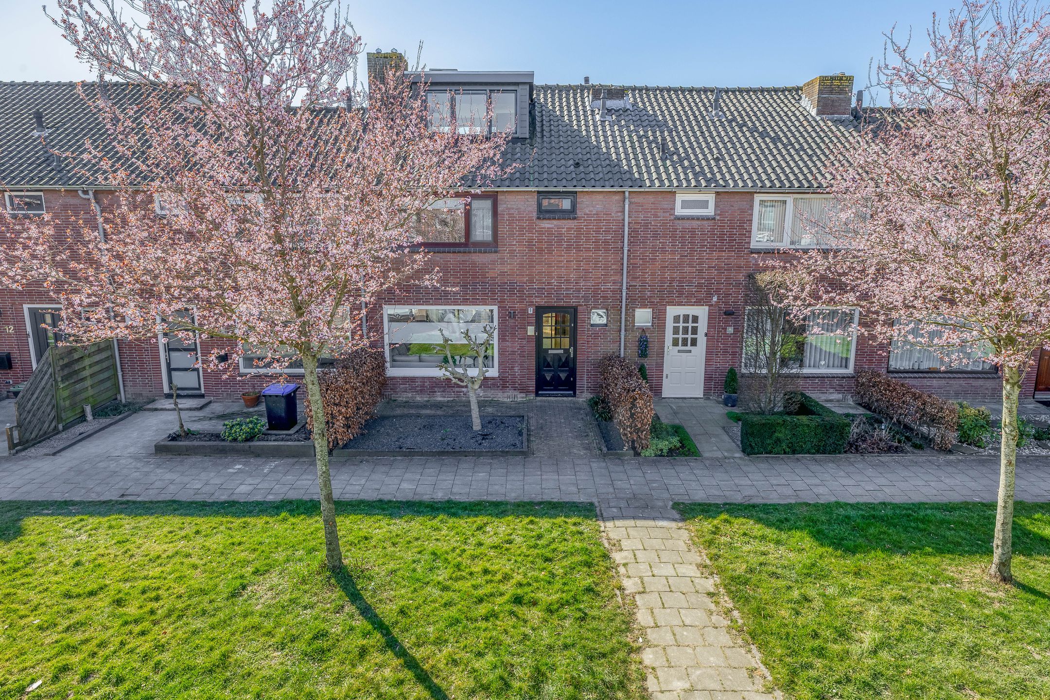 Photo 6 of Wiekslag 8