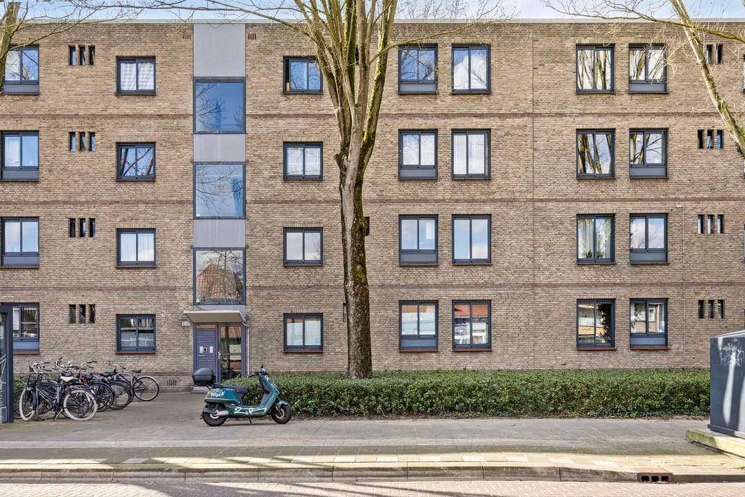 Photo 2 of Waterhoefstraat 19-A