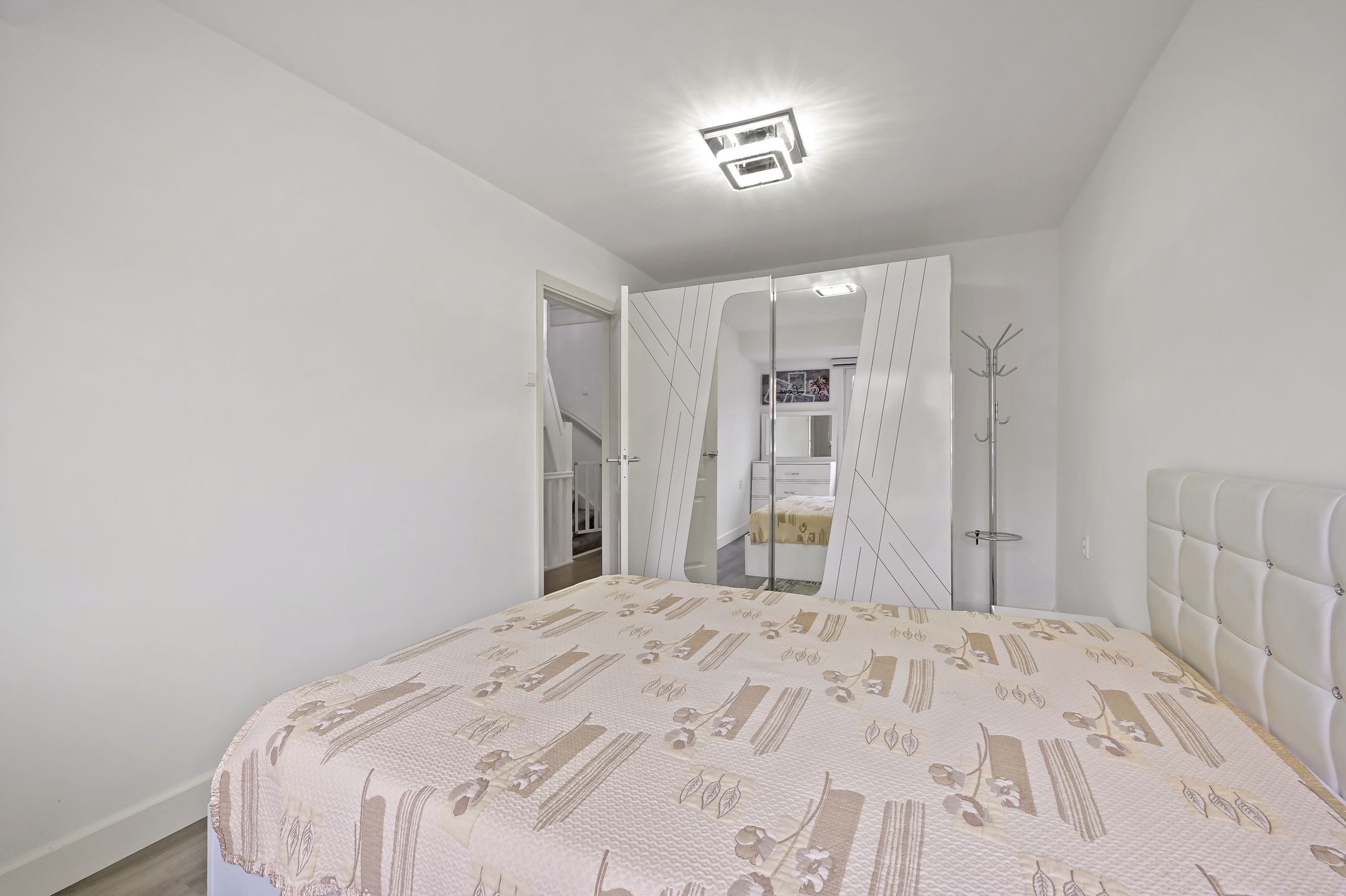 Foto 24 van Guido Gezellestraat 8