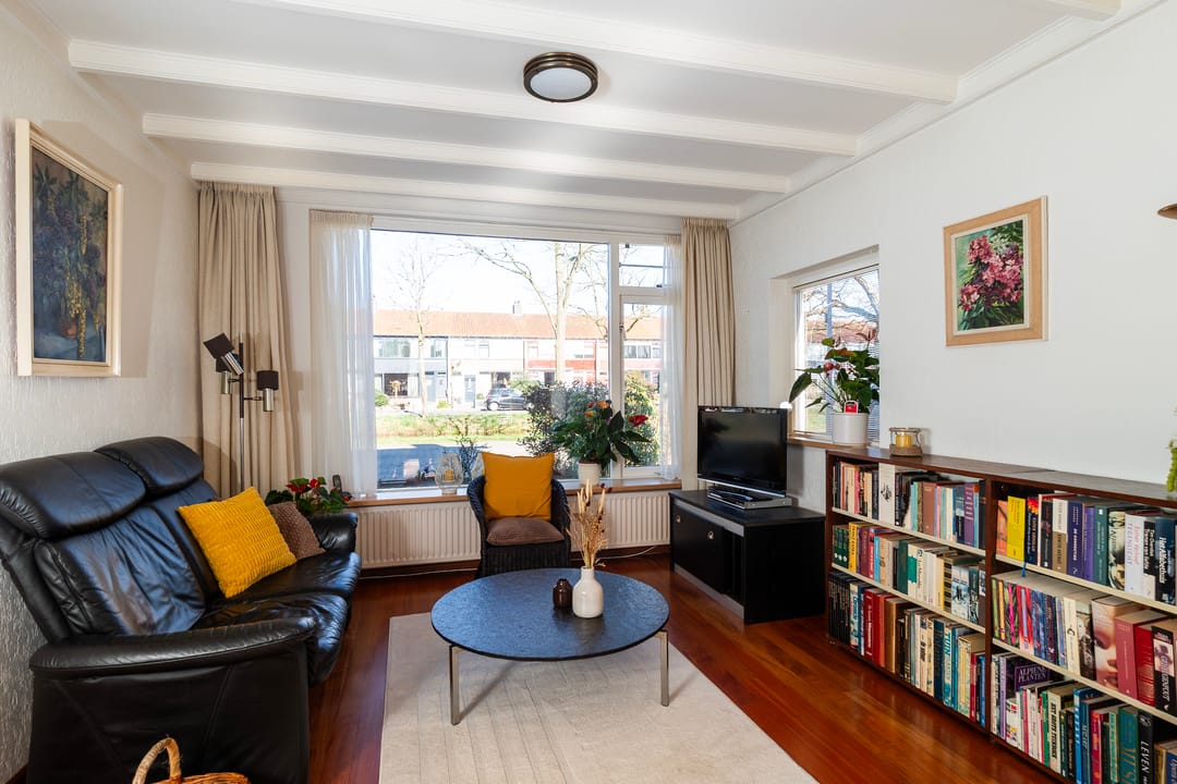 Foto 13 van Molenveldsingel 52