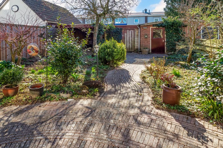 Foto 15 van Molenveldsingel 52