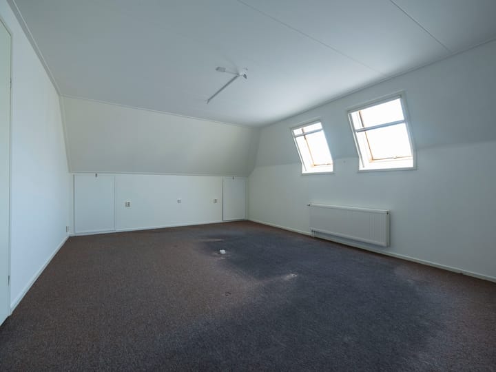 Photo 32 of Gariperwei 25