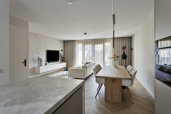 Foto 8 van Van Mierisstraat 66