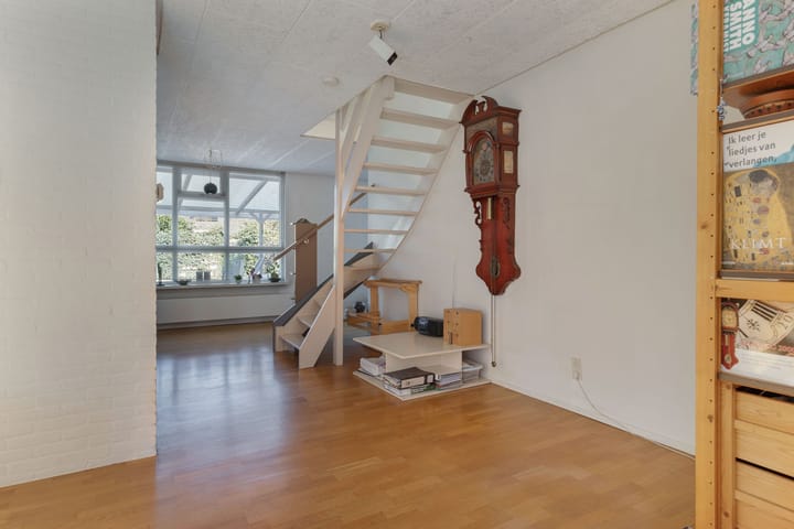 Foto 13 van Mezenhof 1