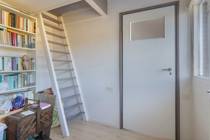 Foto 28 van Mezenhof 1