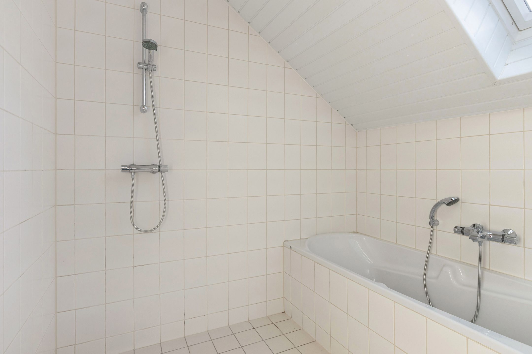 Foto 30 van Mezenhof 1