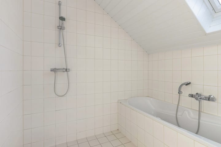 Foto 30 van Mezenhof 1