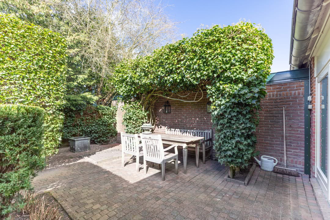 Photo 38 of van Limburg Stirumlaan 65