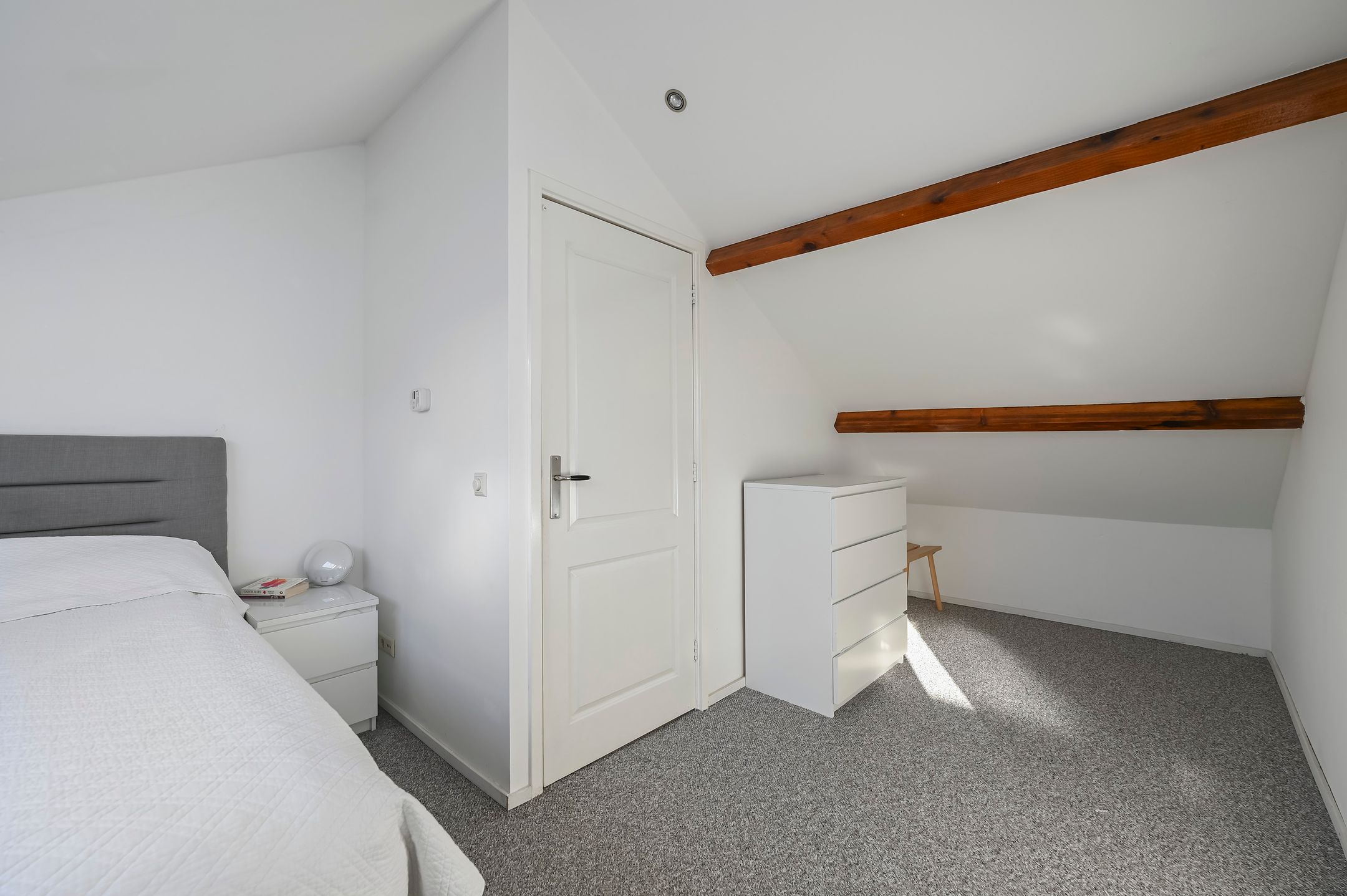 Photo 30 of van Zegwaardstraat 236