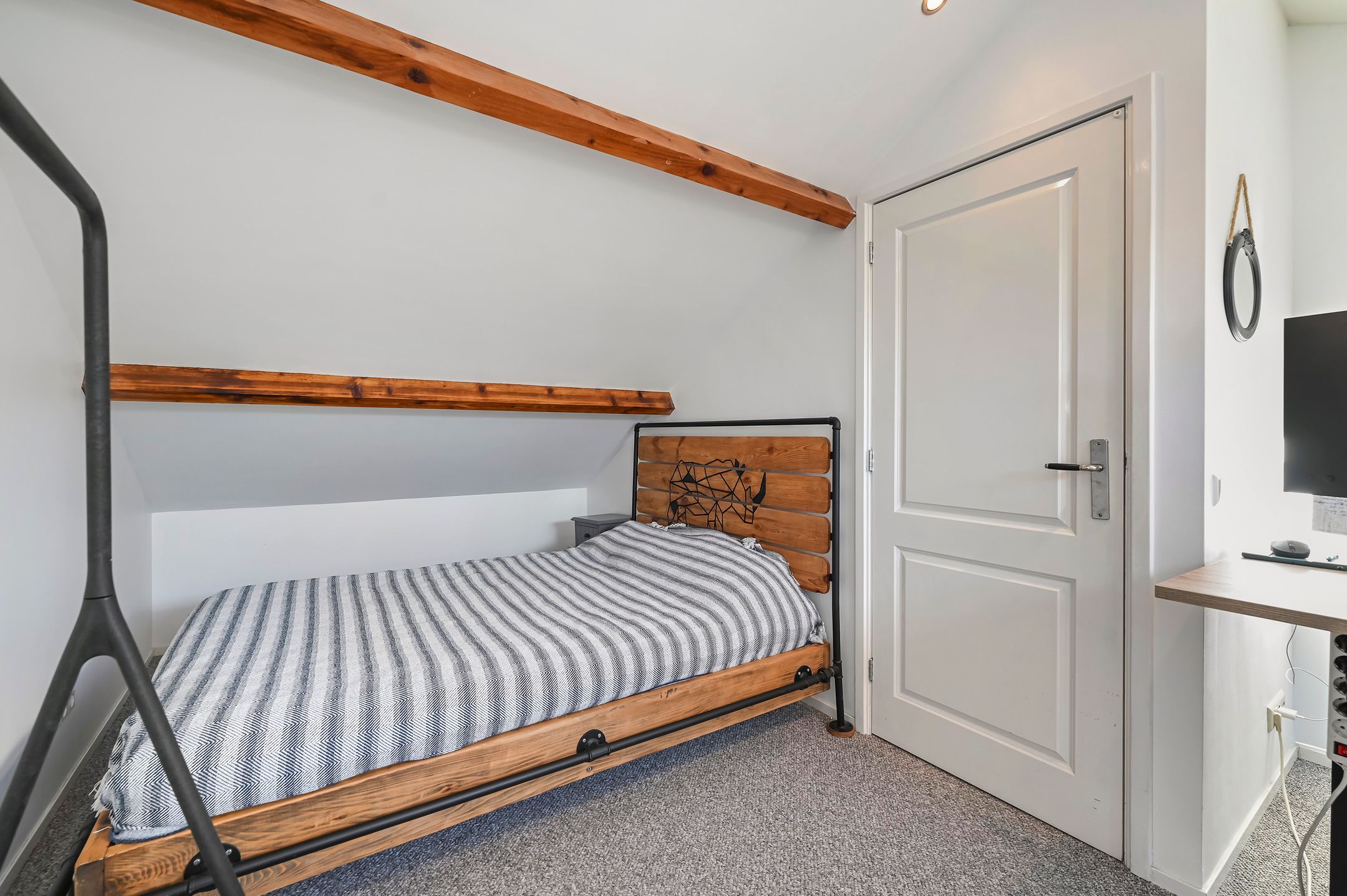 Photo 33 of van Zegwaardstraat 236