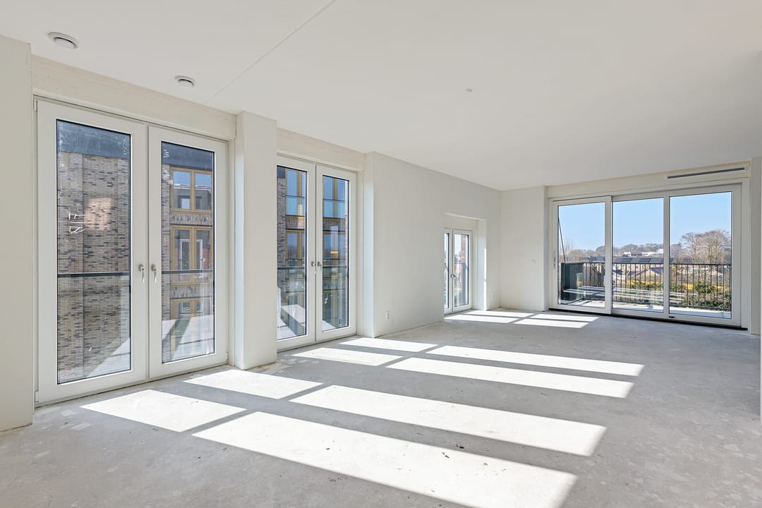 Photo 2 of Zeedijk 11-D