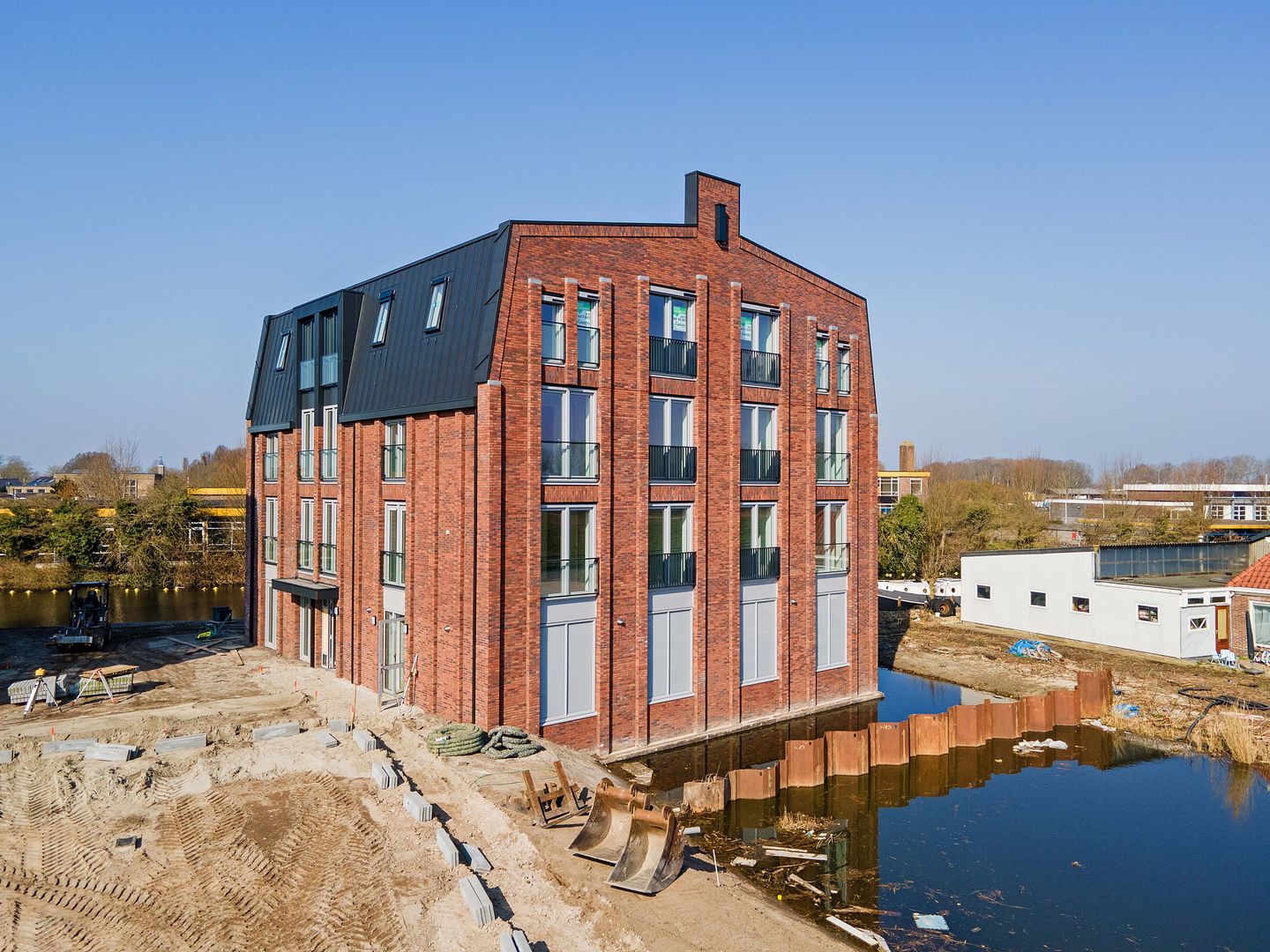 Photo 10 of Zeedijk 11-D