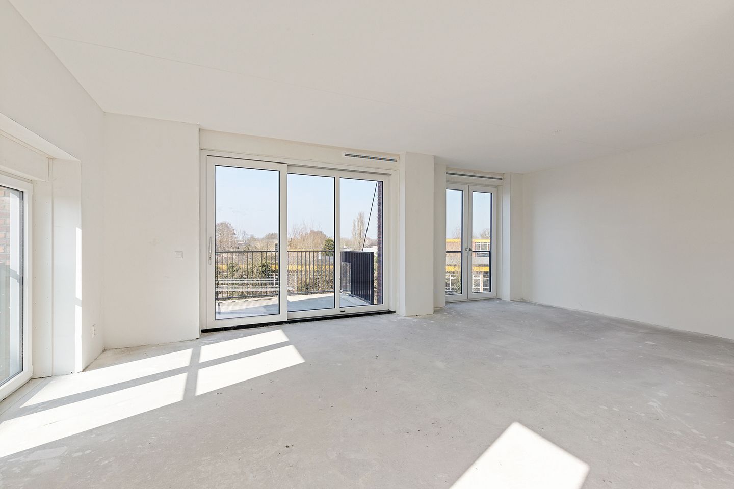 Photo 14 of Zeedijk 11-D