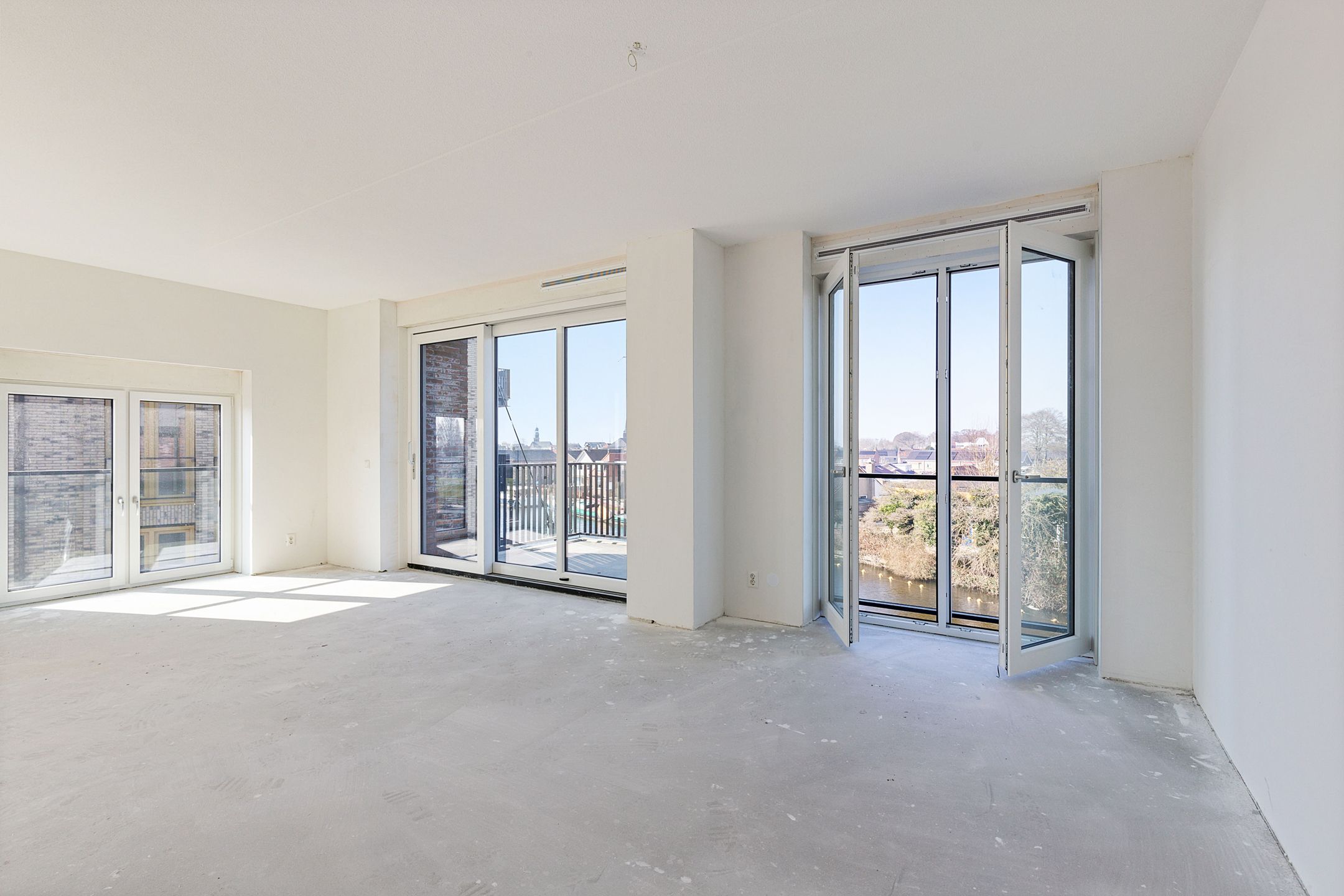 Photo 18 of Zeedijk 11-D