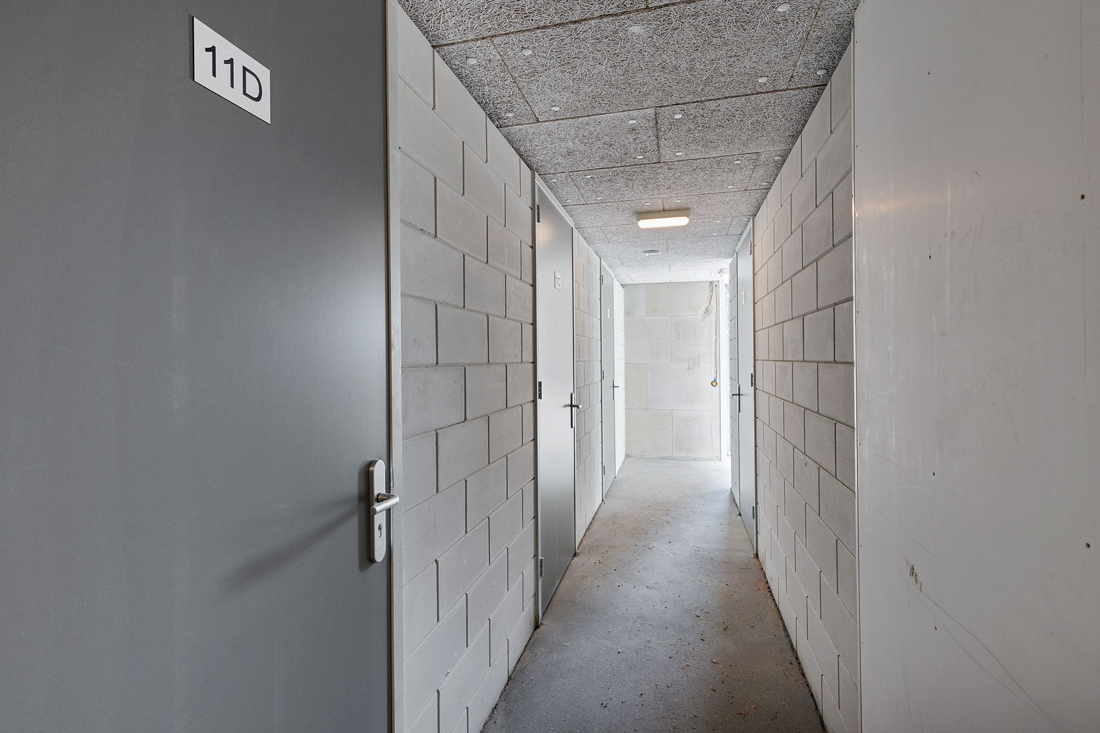 Photo 42 of Zeedijk 11-D